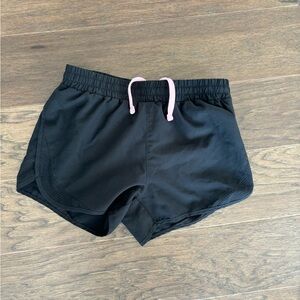 Athletic wear shorts